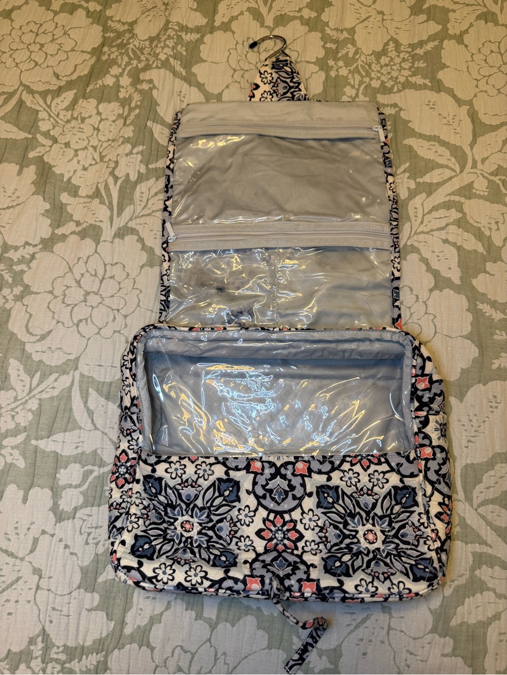 Vera Bradley Floral Hanging Cosmetic Organizer Bag in Navy, Pink and White